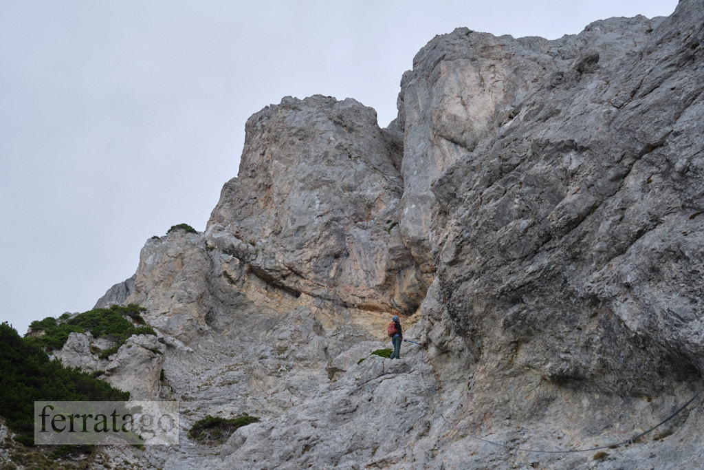 Woman at via ferrata Hans von Haidsteig
